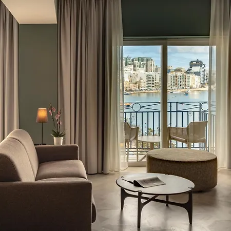 Waterfront Otel