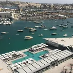 Waterfront Ξενοδοχείο Σλιέμα