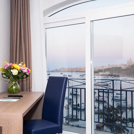 Waterfront Hotel Sliema