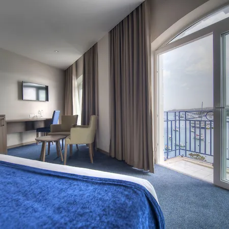 Waterfront Hotel Sliema