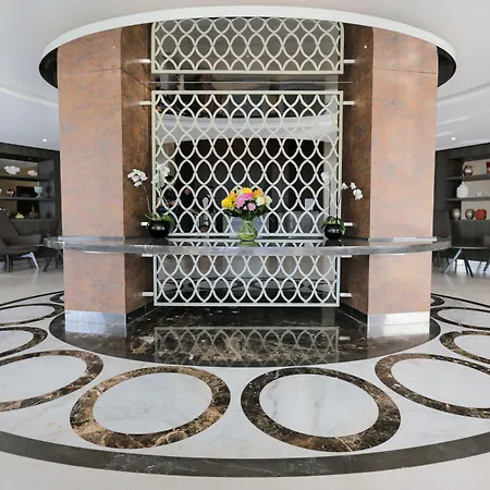 Hotel Waterfront 4*