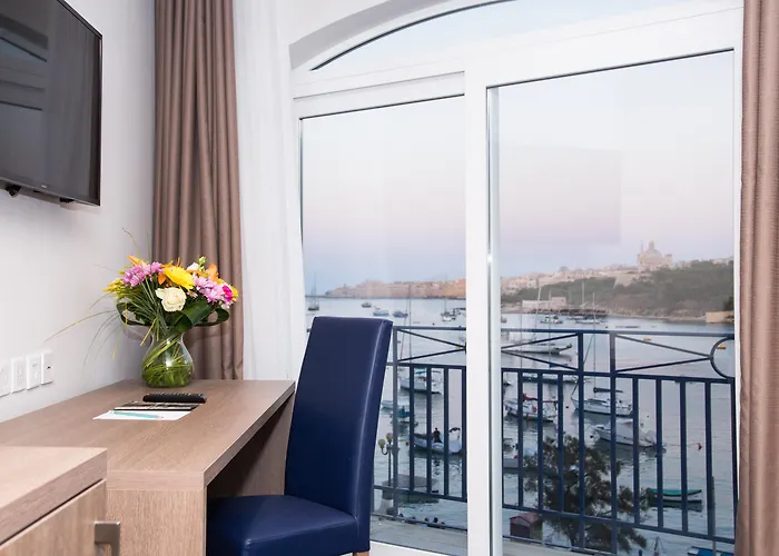 Waterfront Otel Sliema