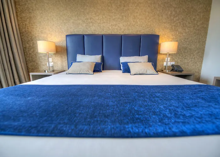 Hotell Waterfront 4*