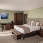 Waterfront Hotel 4*