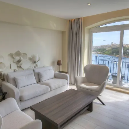 Waterfront Hotel Sliema